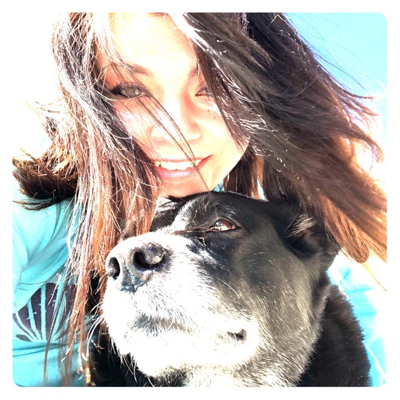 Meet your Posher, Kris - Picture 1 of 8